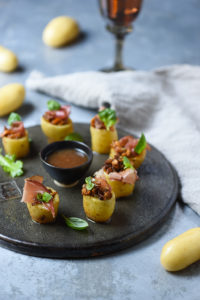 Bouchons-de-Celtiane-farcies-aux-champignons-des-bois-et-jambon-ibérique